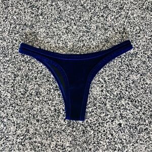 Hoaka ✦ Velvet Deep Blue Bikini Bottom (XS)